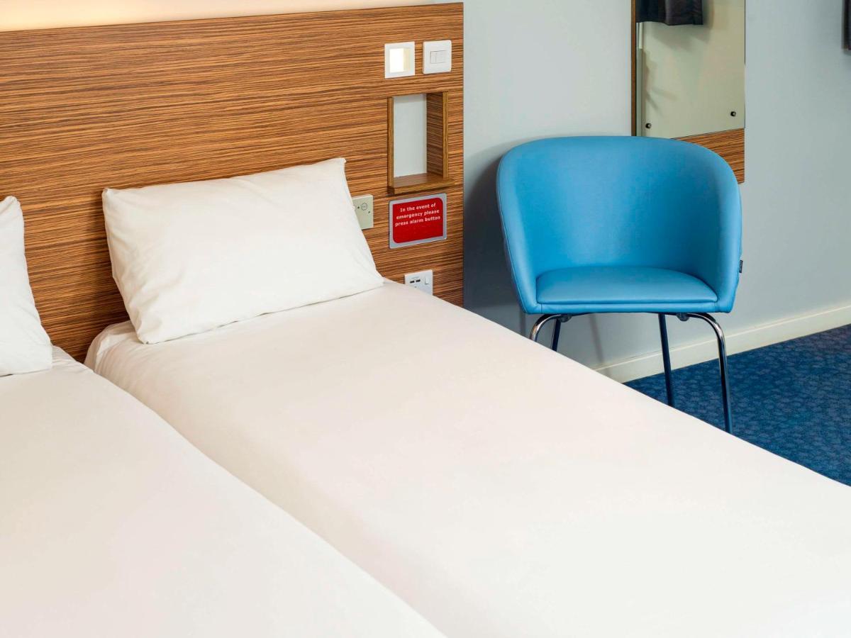 Ibis Budget London Bromley Town Centre Exterior foto