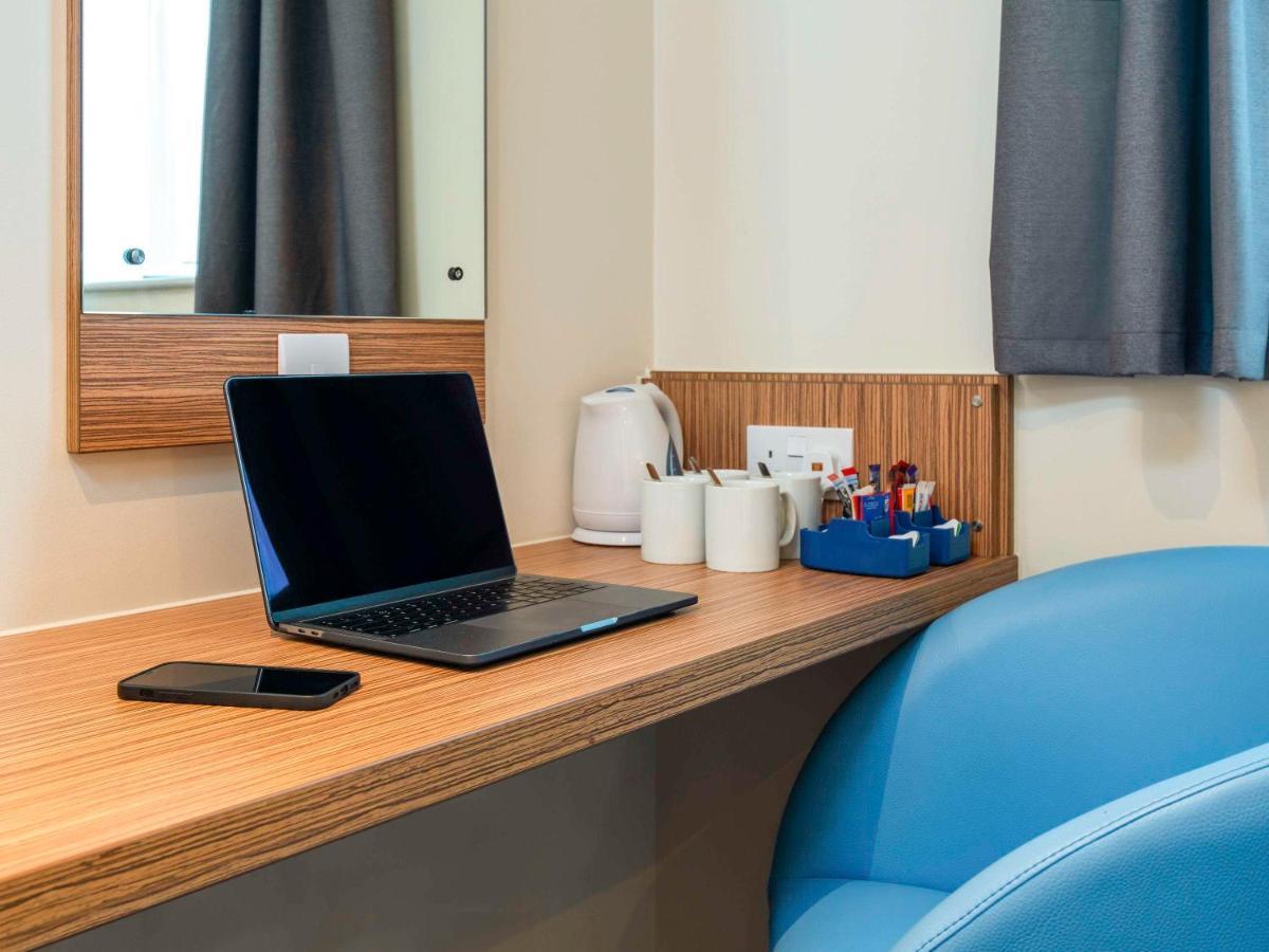 Ibis Budget London Bromley Town Centre Exterior foto